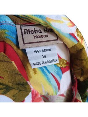Vintage Hawaiian Shirt Medium Men's Floral Aloha Hut 100% Rayon 1990's Buttery
